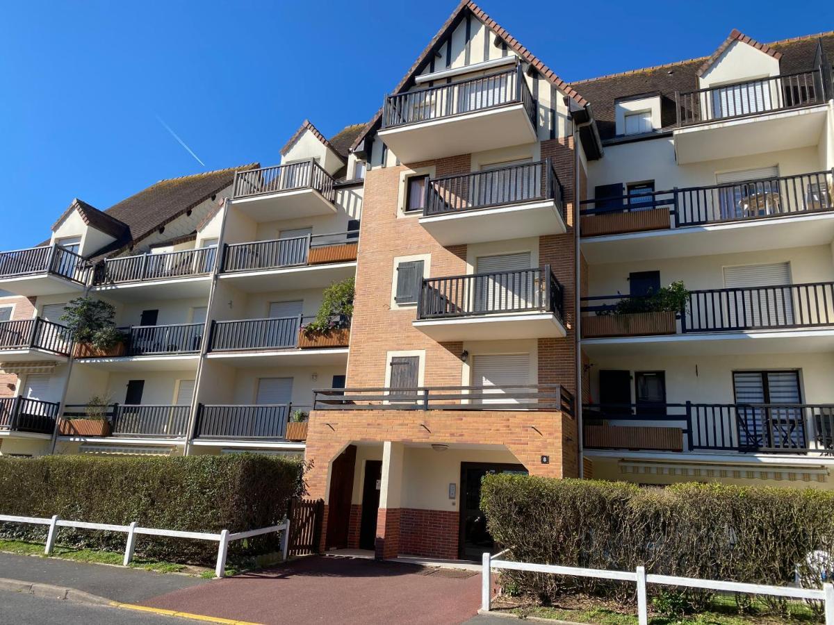 Cabourg T2 Cosy Avec Acces Direct Plage Exterior foto